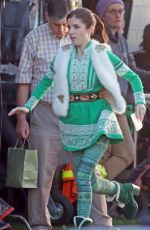 ANNA KENDRICK on the Set of Nicole in Vancouver 10/28/2017