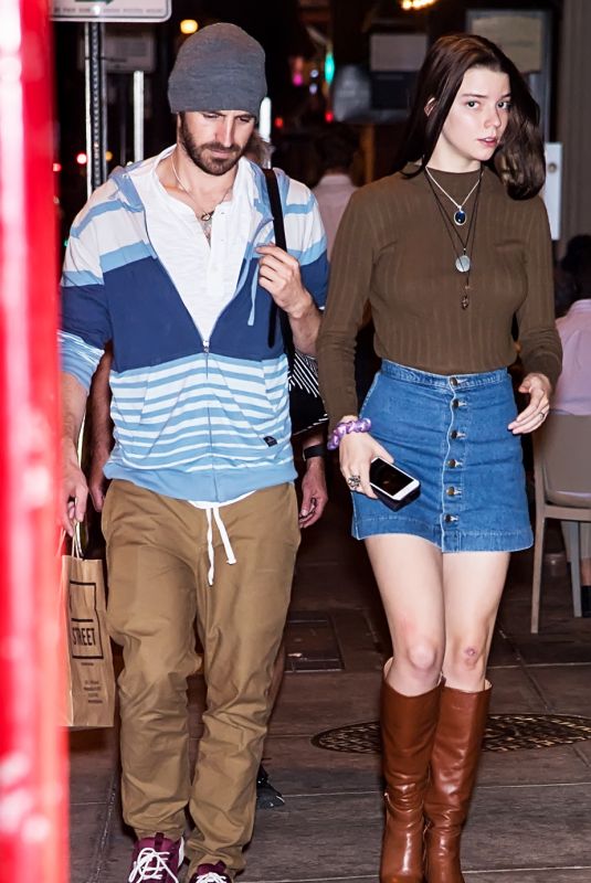 ANYA TAYLOR-JOY and Eoin Macken Out in Philadelphia 10/20/2017