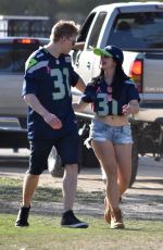 ARIEL WINTER at Rams vss Seahawks Game in Los Angeles 10/08/2017