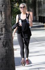 ASHLEE SIMPSON Leaves a Gym in Los Angeles 10/23/2017