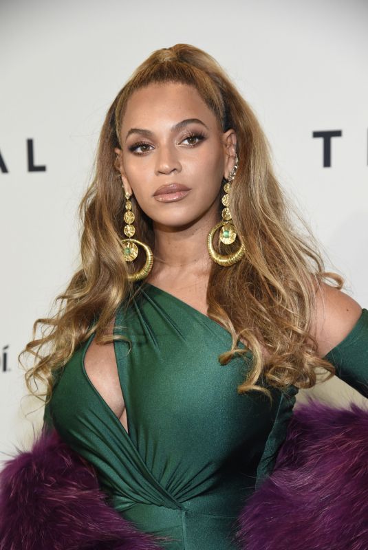 BEYONCE at Tidal X: Brooklyn’ Benefit Concert in New York 10/17/2017