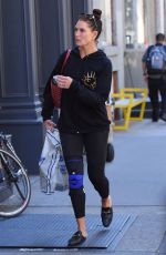 BROOKE SHIELDS Heading to a Gym in New York 10/03/2017