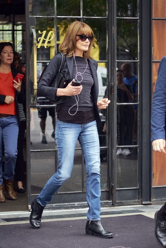 CARLA BRUNI Leaves Her Hotel in New York 10/11/2017
