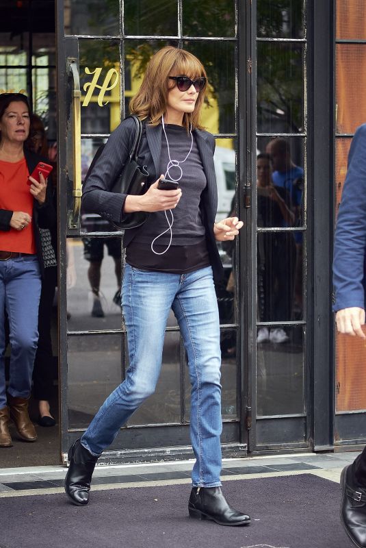 CARLA BRUNI Leaves Her Hotel in New York 10/11/2017