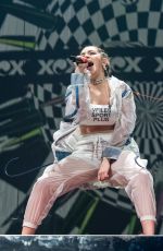 CHARLI XCX Performs at a Concert in Orlando 10/21/2017