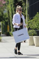 CHARLOTTE MCKINNET Shopping at L