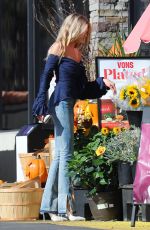 CHARLOTTE MCKINNEY Buying Flower in Los Angeles 10/08/2017