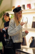 CHIARA FERRAGNI Out Shopping in Milan 10/21/2017