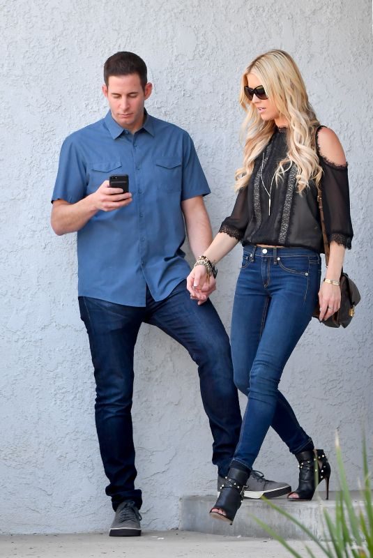 CHRISTINA EL MOUSSA and Tarek El Moussa Film Their Show Flip or Flop in Orange County 10/06/2017