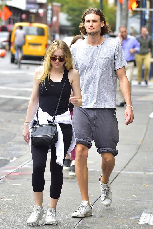 DAKOTA FANNING Arrives at a Gym in New York 10/23/2017