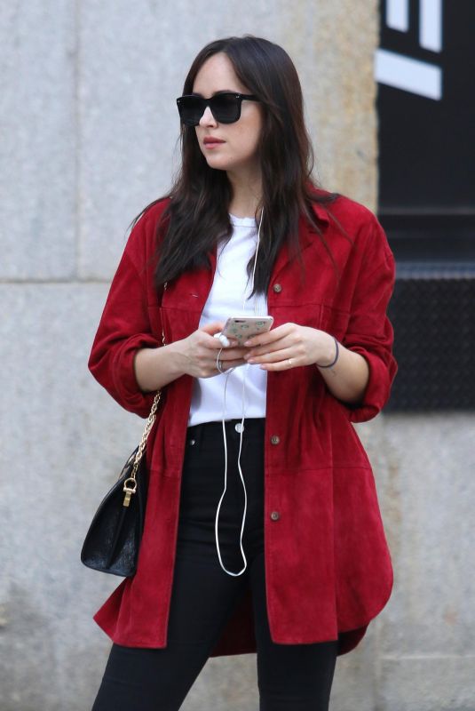 DAKOTA JOHNSON Out on Her 28th Birthday in New York 10/04/2017