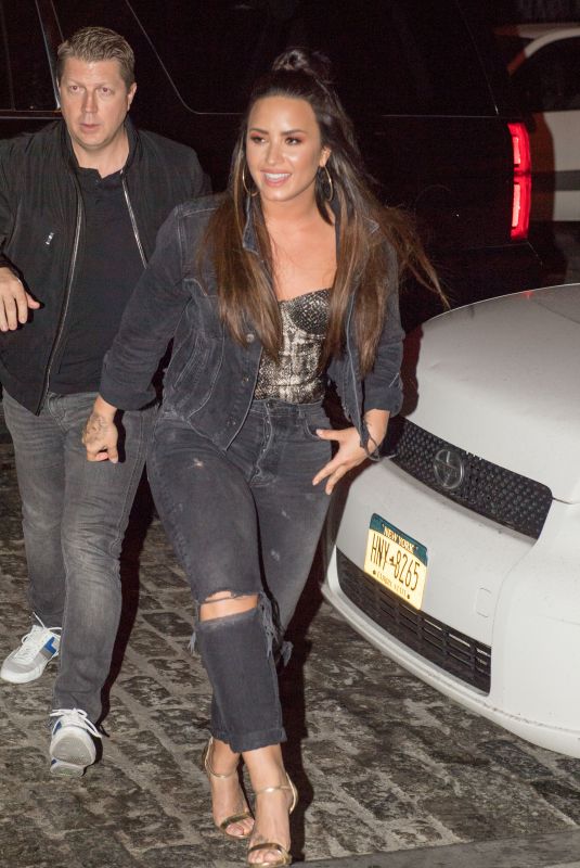 DEMI LOVATO Noght Out in New York 10/07/2017