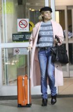 DIANE KRUGER Arrives in Vancouver to film Women of Marwen 10/01/2017