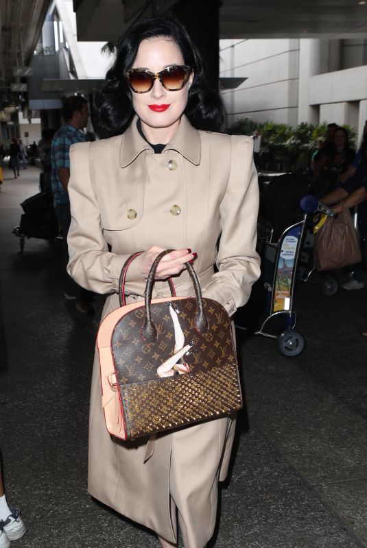 DITA VON TEESE Arrives at LAX Airport in Los Angeles 01/19/2017