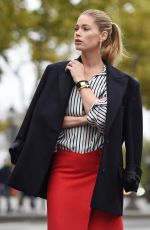 DOUTZEN KROES on the Set of a Photoshoot at Arc De Triomphe in Paris 10/01/2017