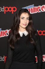 EDEN BROLIN and DILAN GWYN at Beyond Photocall at New York Comic-con 10/07/2017