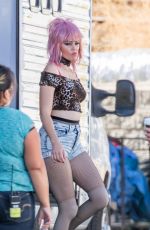 ELIZABETH BANKS on the Set of The Happytime Murders 10/10/2017