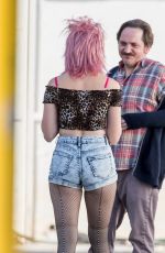 ELIZABETH BANKS on the Set of The Happytime Murders 10/10/2017