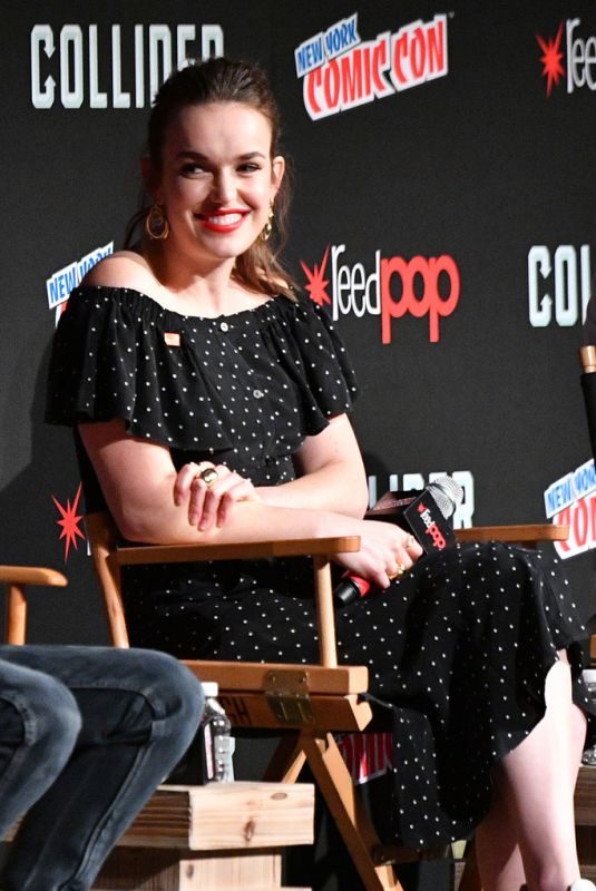 ELIZABETH HENSTRIDGE at Agents of S.H.I.E.L.D. Panel at 2017 Comic-con in New York 10/07/2017