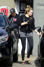 ELIZABETH OLSEN Leaves a Gym in Los Angeles 10/03/2017