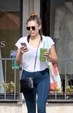 ELIZABETH OLSEN Shopping at Trader Joe