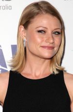 EMILIE DE RAVIN at 6th Annual Australians in Film Award and Benefit Dinner in Los Angeles 10/18/2017