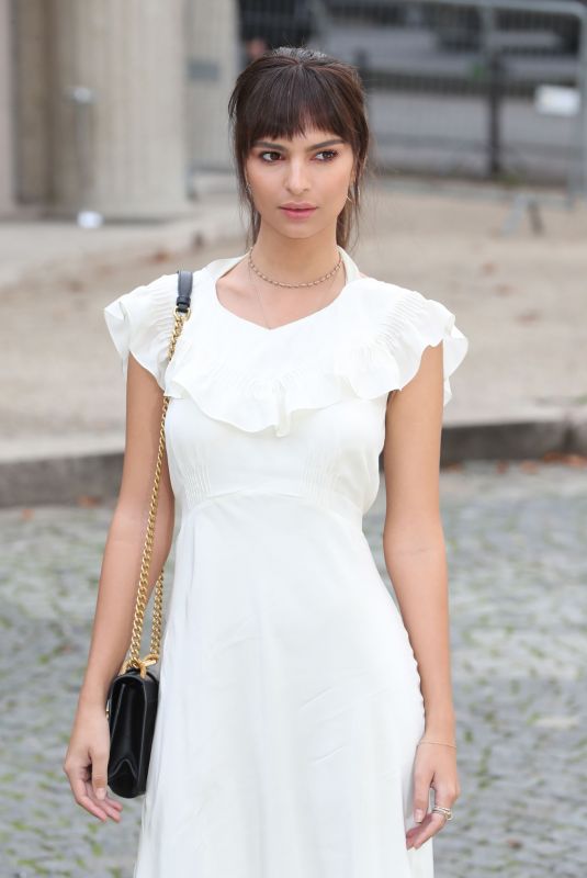 EMILY RATAJKOWSKI at Miu Miu Fashion Show in Paris 10/03/2017