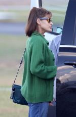 EVA MENDES Flying into Atlanta 10/15/201