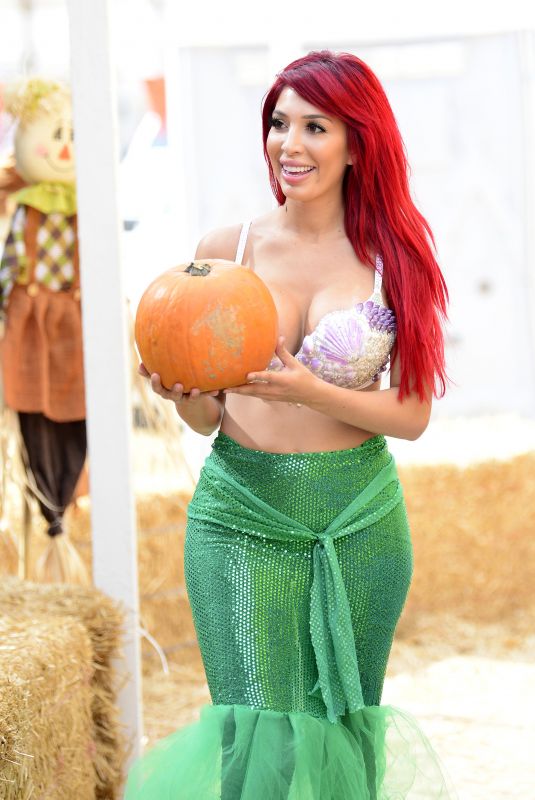 FARRAH ABRAHAM in Mermaid Costume at a Pumpkin Patch in Los Angeles 10/27/2017