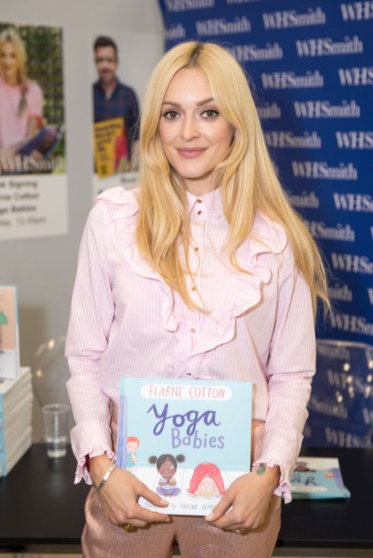 FEARNE COTTON at Baby Show Olympia London 2017 in London 10/21/2017
