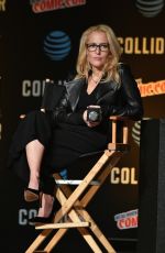 GILLIAN ANDERSON at The X-Files Panel at 2017 New York Comic-con 10/08/2017