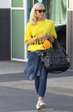 GWEN STEFANI Leaves a Studio in Los Angeles 10/23/2017