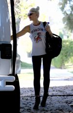 GWEN STEFANI Out and About in West Hollywood 10/25/2017