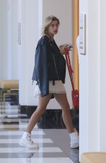 HAILEY BALDWIN Out for Lunch at Waldorf Astoria in Beverly Hills 10/28/2017