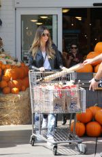 HEIDI KLUM at Grocery Shopping in Los Angeles 10/01/2017