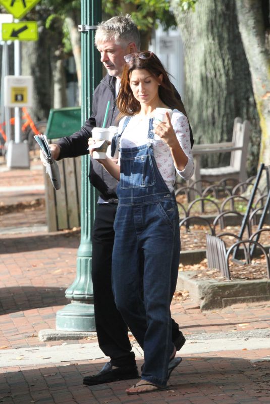 HILARIA and Alec BALDWIN at Starbuck in New York 10/03/2017