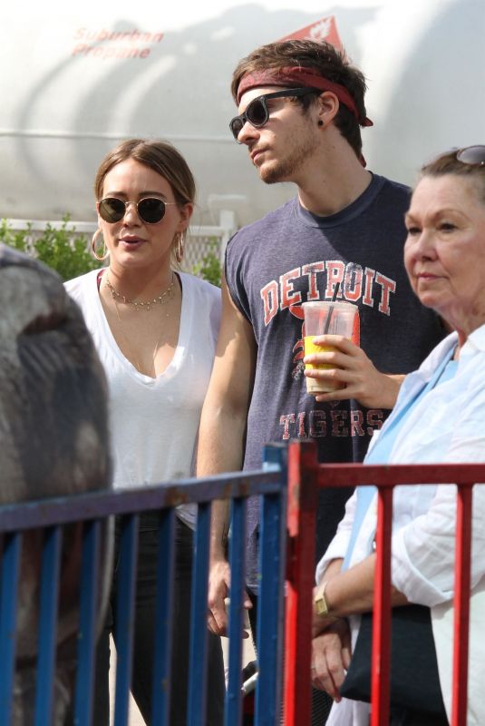 HILARY DUFF and Matthew Koma at Farmers Market in Studio City 10/29/2017