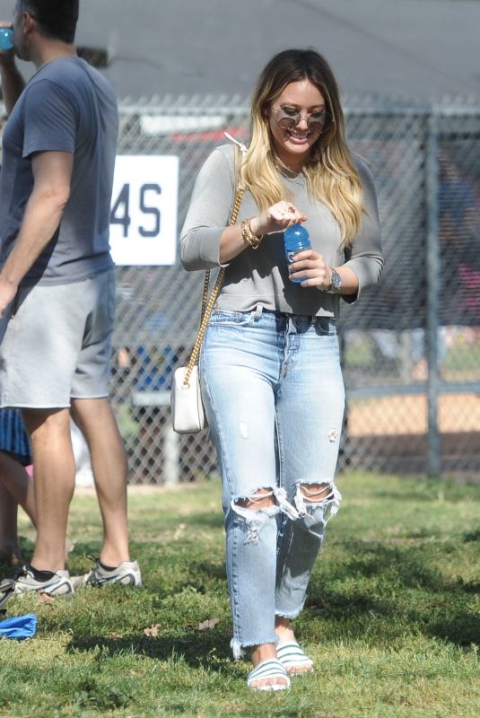 HILARY DUFF at Her Son