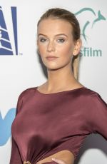 JADE ALBANY at 6th Annual Australians in Film Award and Benefit Dinner in Los Angeles 10/18/2017