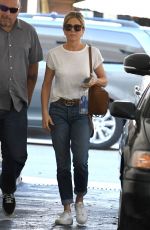 JENNIFER ANISTON Out ad About in Beverly Hills 10/17/2017