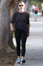 JENNIFER GARNER Out and About in Brentwood 10/09/2017