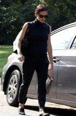 JENNIFER GARNER Out and About in Los Angeles 10/13/2017