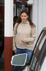JENNIFER GARNER Out Shopping in Brentwood 10/30/2017