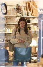 JENNIFER GARNER Out Shopping in Brentwood 10/30/2017