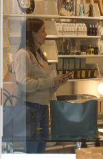 JENNIFER GARNER Out Shopping in Brentwood 10/30/2017