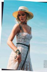 JENNIFER LAWRENCE in Mujer Hoy, September 2017
