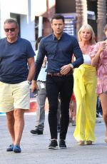 JESSICA and NATALYA WRIGHT Out for Lunch with Their Family in Hollywood 10/25/2017