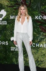 JESSICA HART at God’s Love We Deliver, Golden Heart Awards in New York 10/16/2017