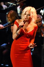 JOSS STONE Performs at Her Total World Tour at Vicar Street in Dublin 10/08/2017