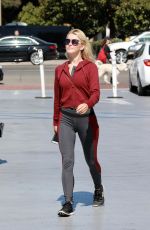 JULIANNE HOUGH Out for Lunch at Tender Greens in Burbank 10/11/2017